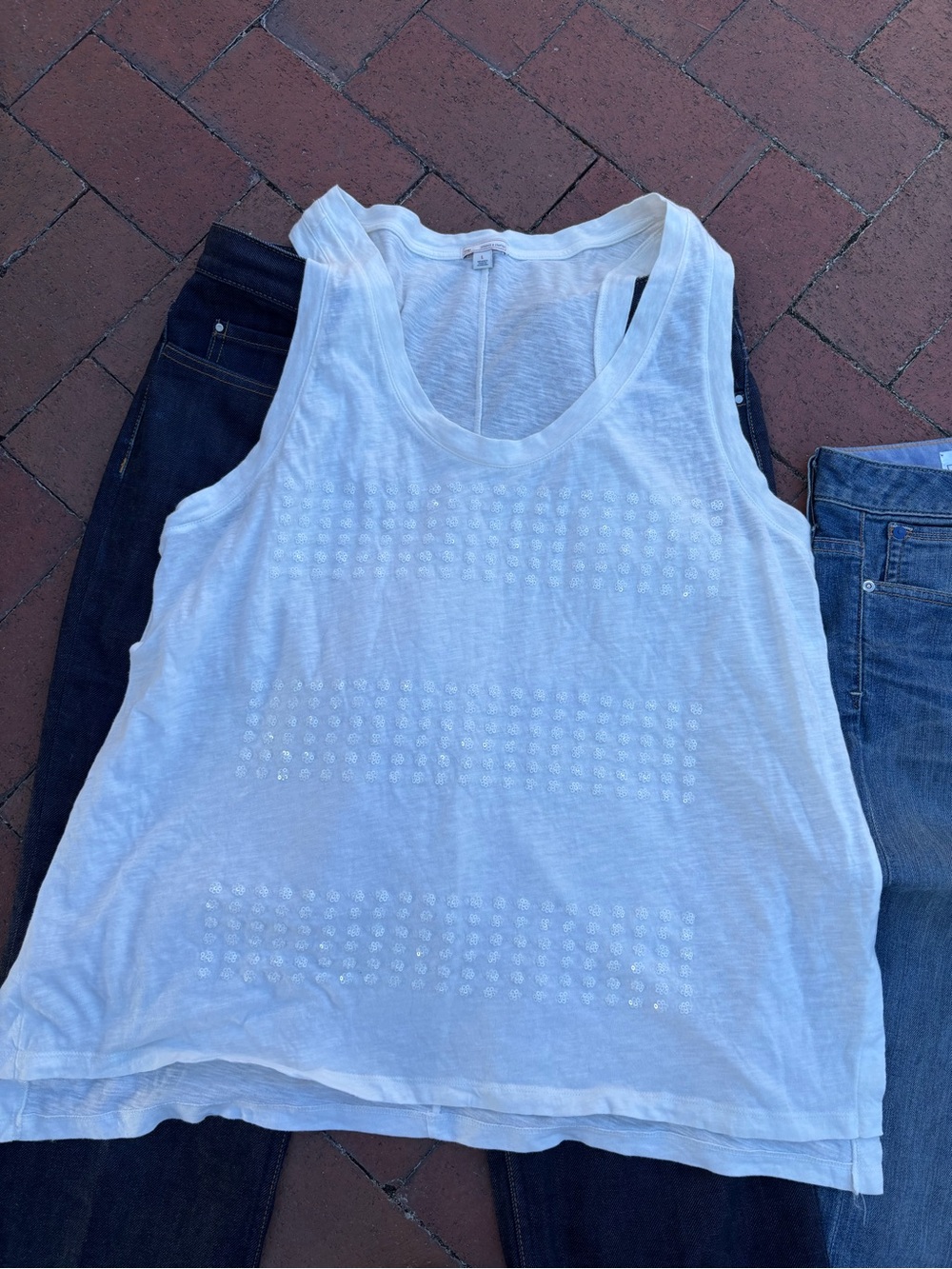 GAP White Embellished Scoop Neck Tank Top